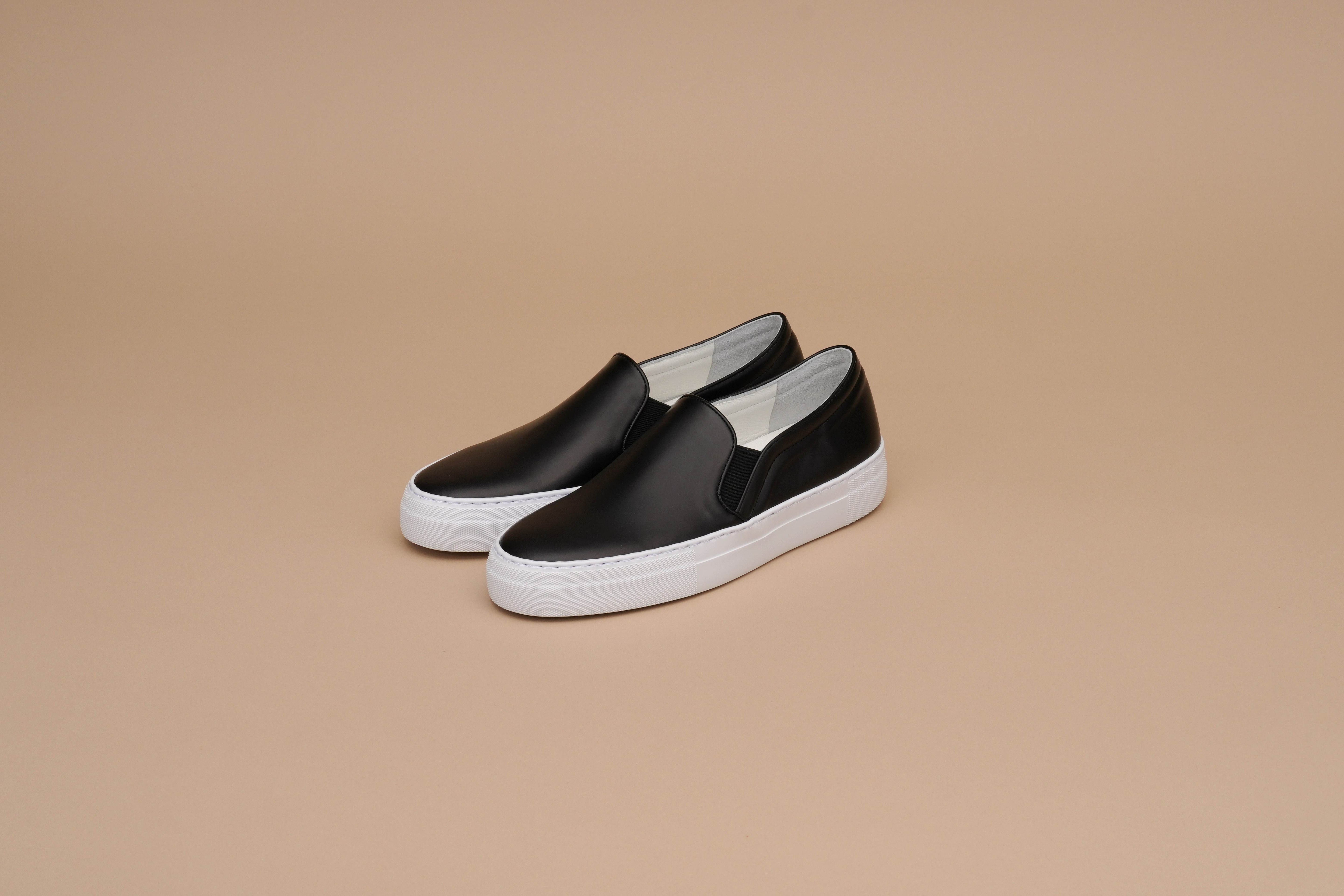 Leather slipp on Women BR8002EVA Black/White