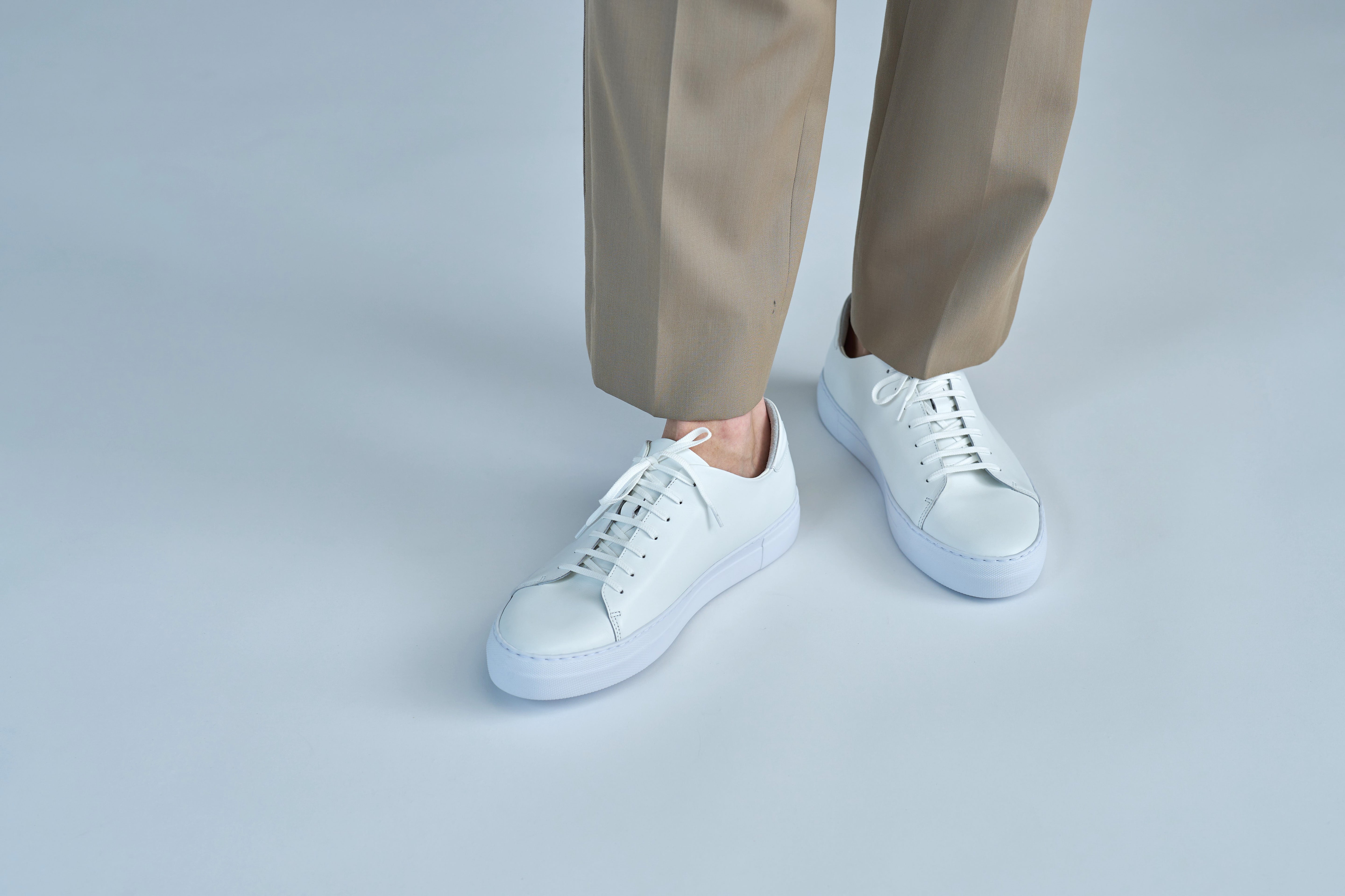 Leather sneakers Men BR7001EVA White