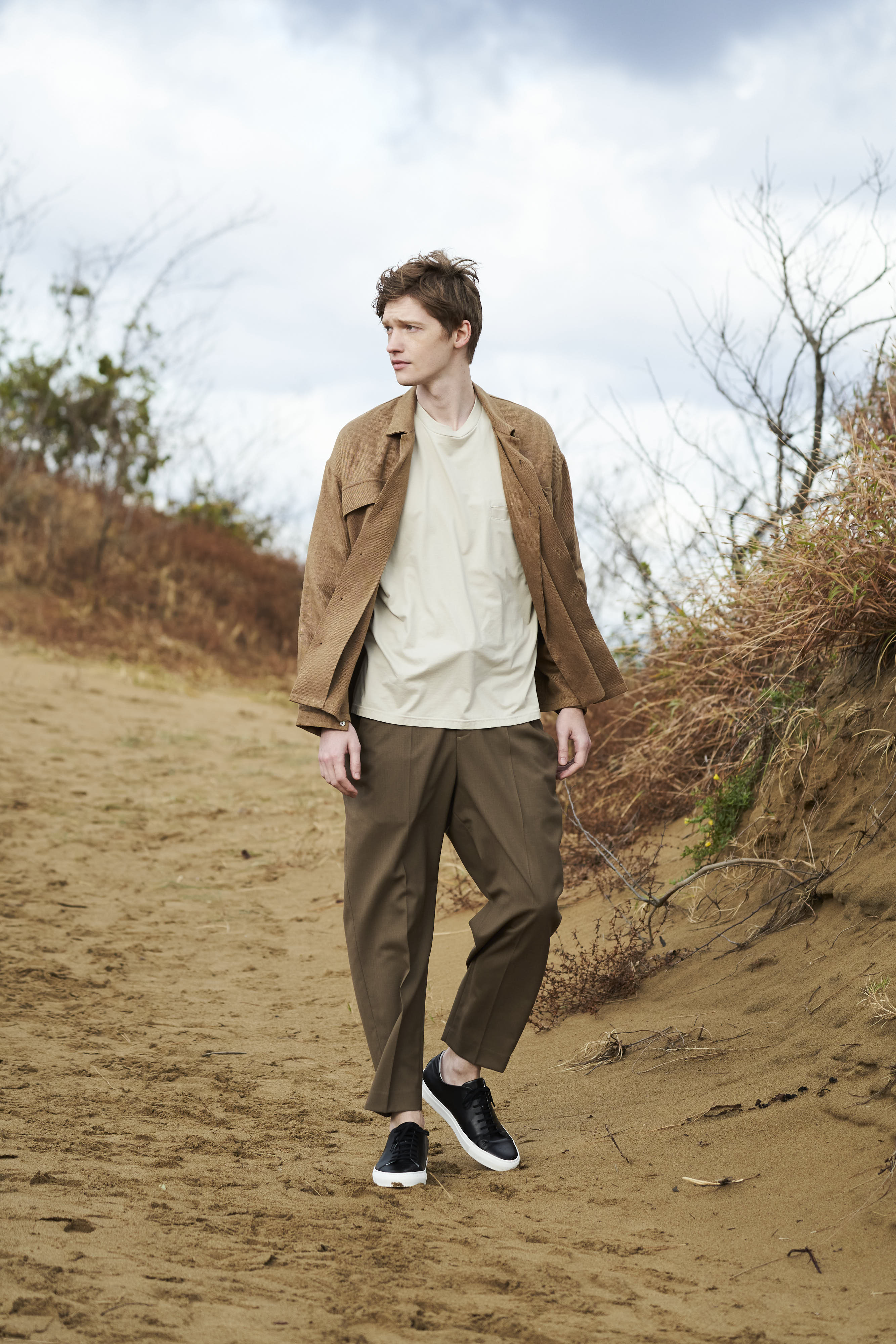 Leather sneakers Men BR5001 Black/White