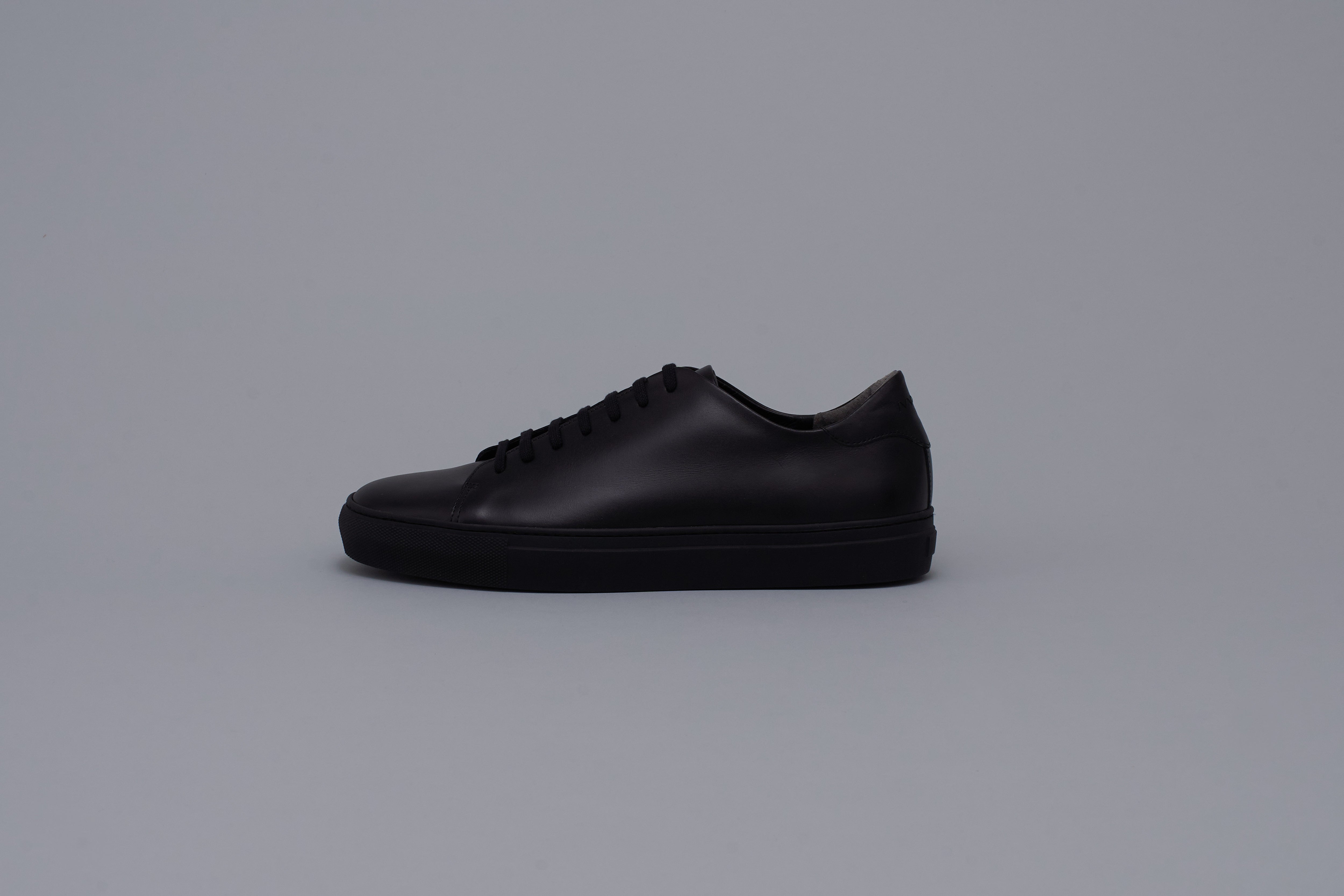 Leather sneakers Men BR5001 Allblack