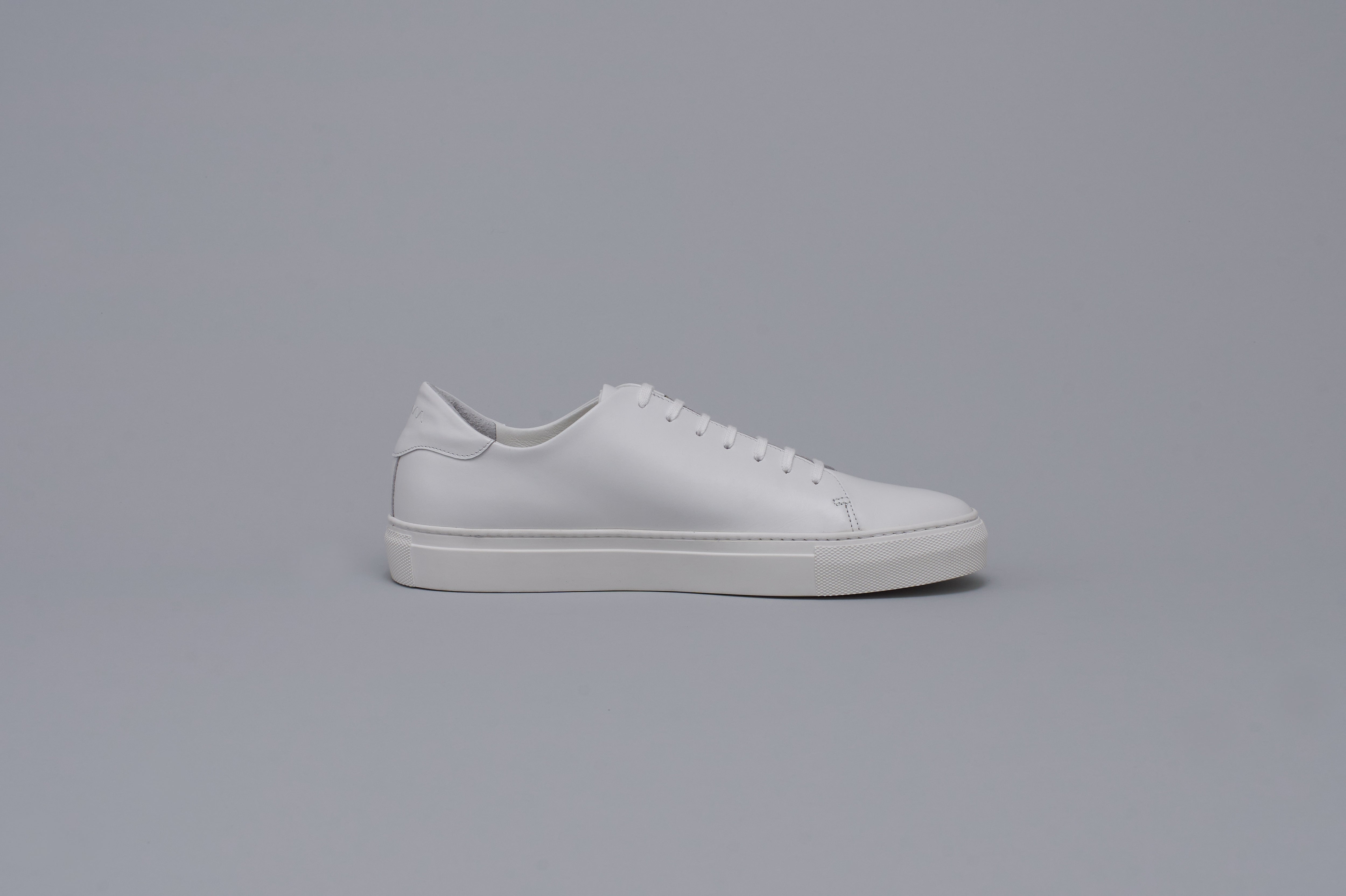 Leather sneaker Women BR5002 White