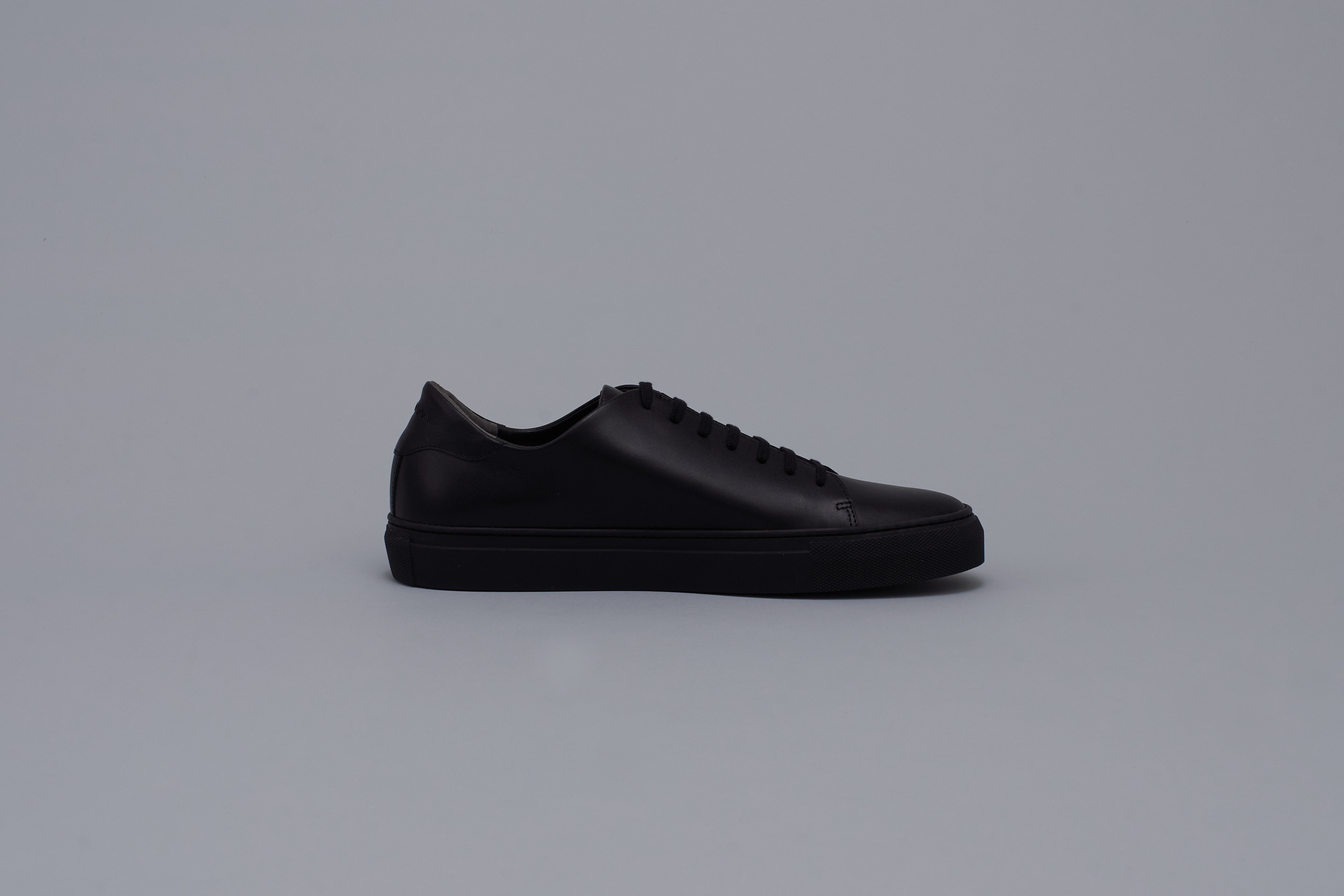 Leather sneaker Women BR5002 Allblack