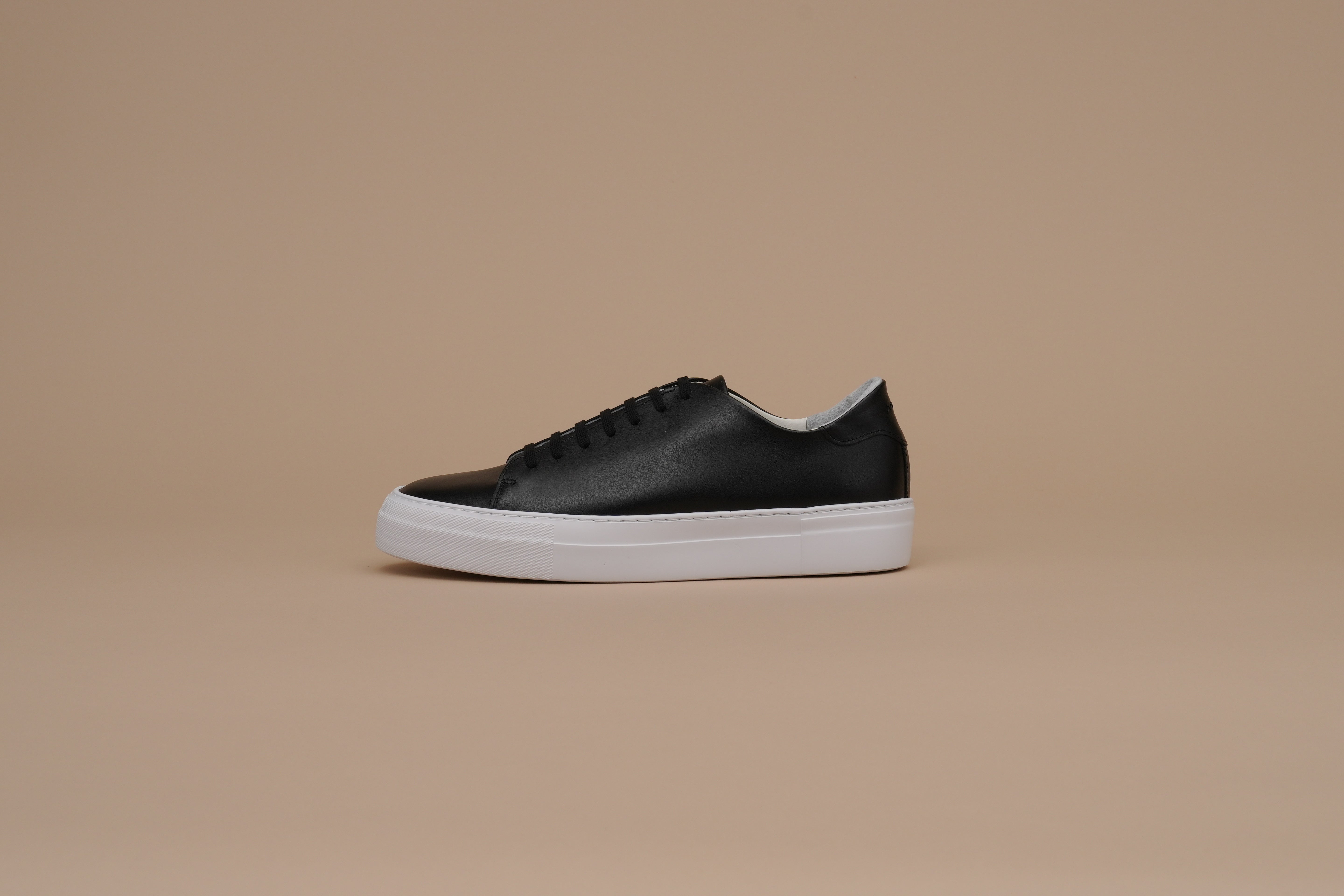 Leather sneakers Men BR7001EVA Black/White