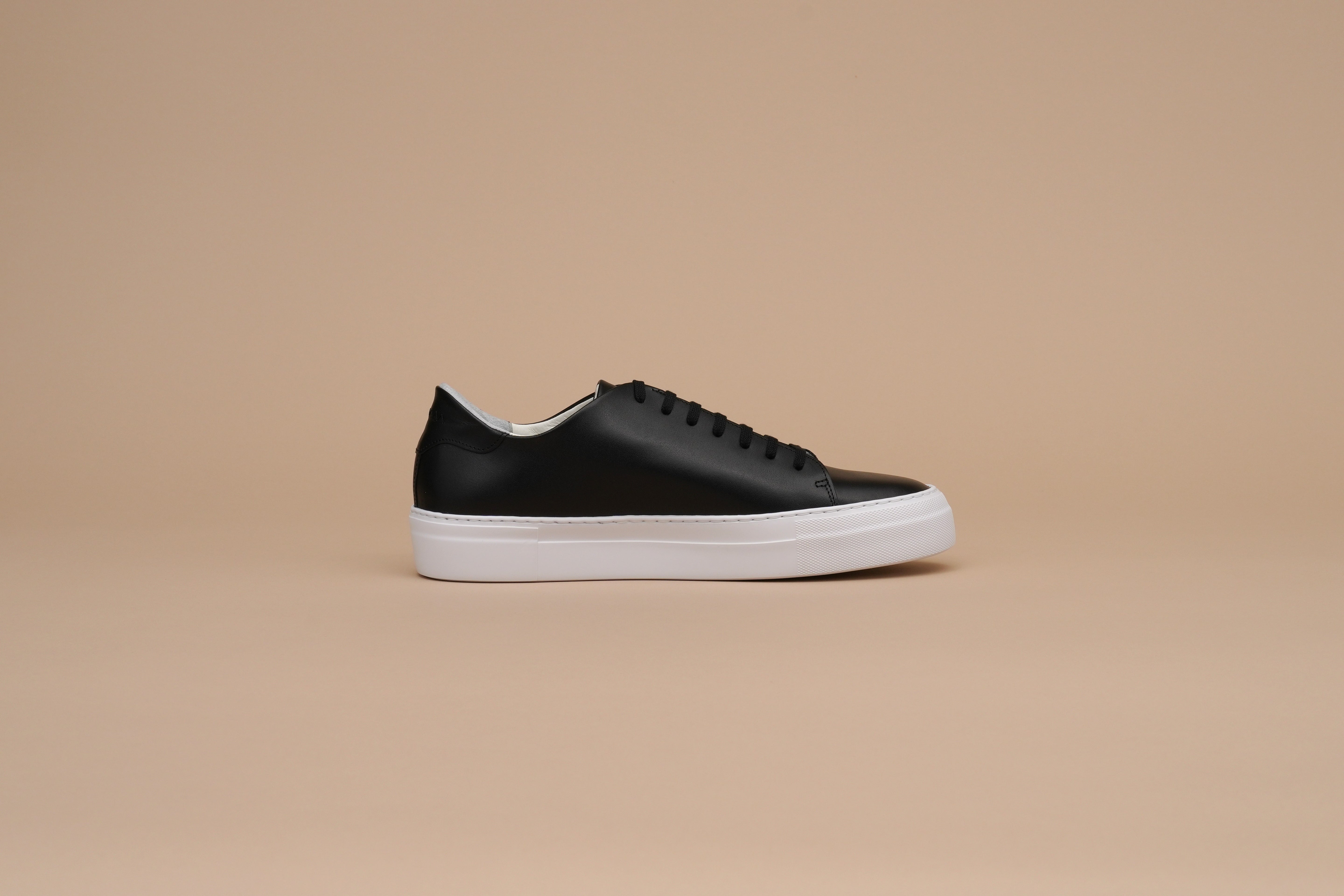 Leather sneakers Men BR7001EVA Black/White